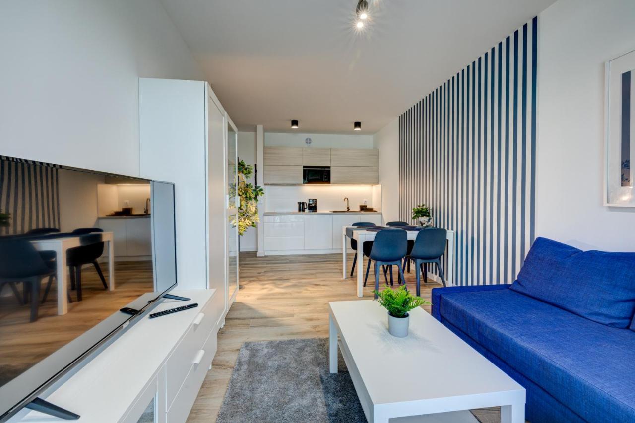 Platinium Apartment By Blue Baltic Apart Ревал Екстериор снимка